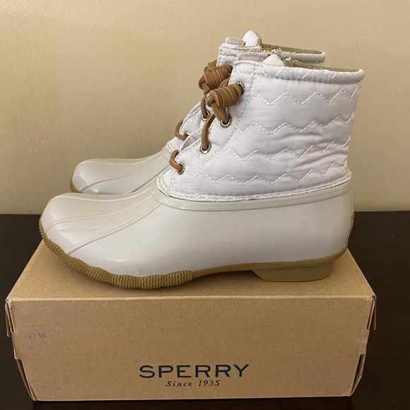 Sperry Women's Saltwater Chevron Quilted Duck Boots - Picture 1 of 7